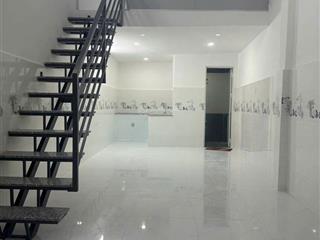 Cho thuê kiot trệt  có gác  rộng 26m2 vừa ở vừa kinh doanh