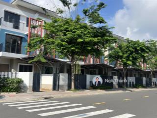 Bán nhanh căn liên kế 3 tầng kđt sun casa central đã có sổ hồng riêng
