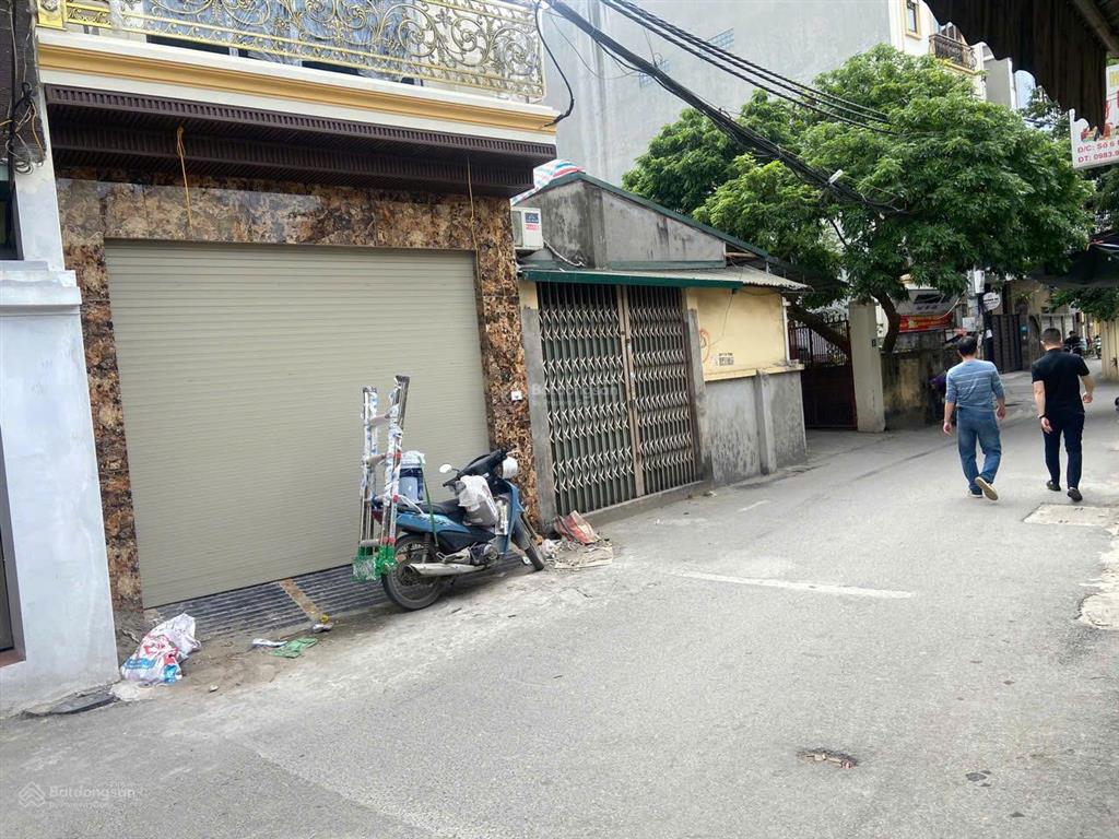 Chính chủ bán nhà mặt ngõ 207 phố xuân đỉnh, dt 58m2, 5 tầng, thang máy, ô tô vào nhà, giá 18.3 tỷ