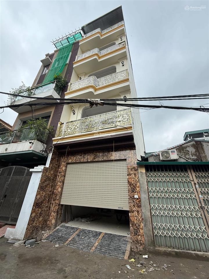 Chính chủ bán nhà mặt ngõ 207 phố xuân đỉnh, dt 58m2, 5 tầng, thang máy, ô tô vào nhà, giá 18.3 tỷ
