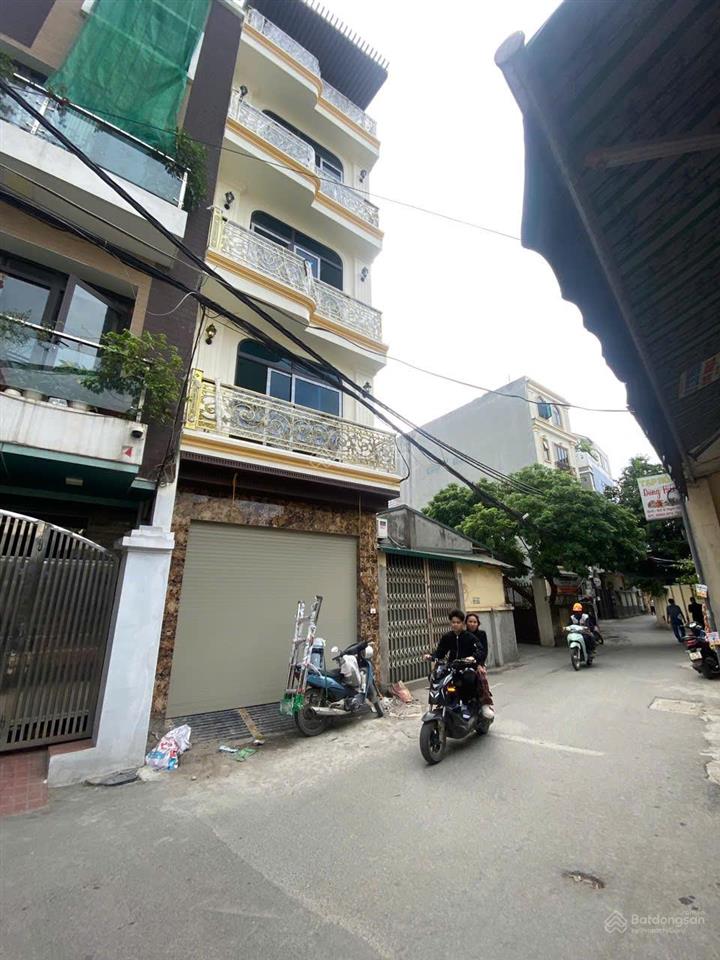 Chính chủ bán nhà mặt ngõ 207 phố xuân đỉnh, dt 58m2, 5 tầng, thang máy, ô tô vào nhà, giá 18.3 tỷ
