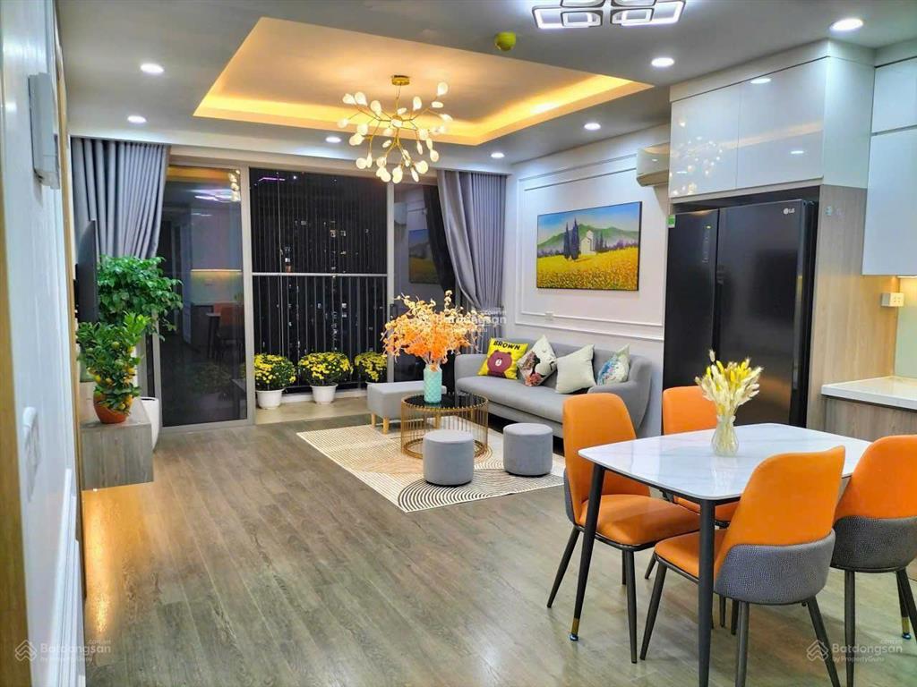Bán gấp căn hộ 30t nam trung yên dt 75m2  3pn giá cực rẻ nhỉnh 6 tỷ