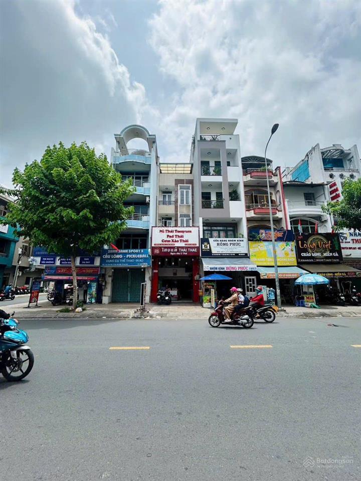 Bán nhà mặt tiền kinh doanh đường tân sơn nhì, 4.4x18m 1 lâu giá rẻ