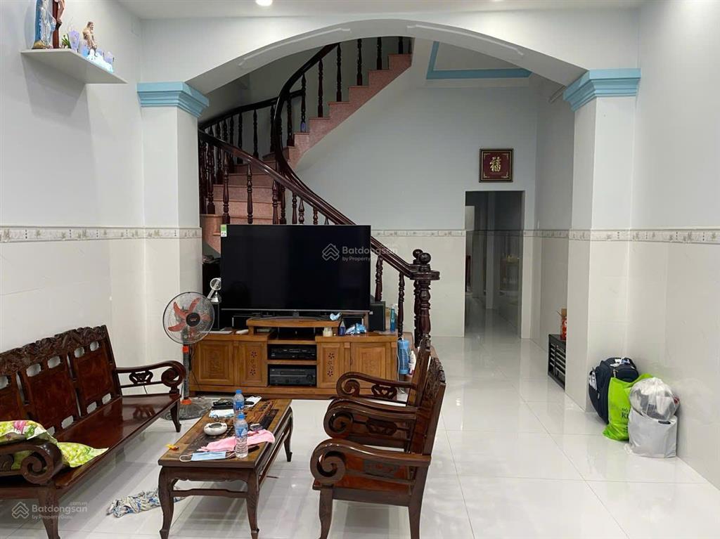 Bán nhà hẻm 1/ tân sơn nhì, diện tích khủng 4,5x25m vuông vức 2 lầu sân thượng