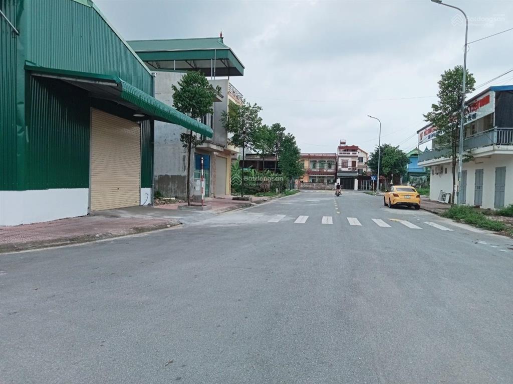 Cần cho thuê kho xưởng dt 300m2 tại phố lạc vệ  tiên du  bắc ninh