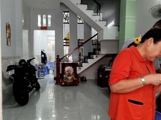 Cần bán gấp nhà riêng đường nguyễn văn quá quận 12