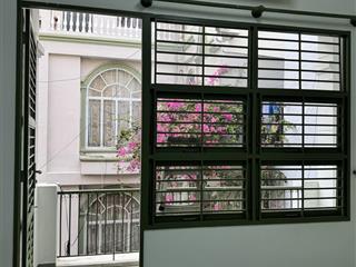 Cho thuê phòng mới, chưa sử dụng, đi bộ đến sân bay tân sơn nhất, chỉ cần vào ở, ngay trường huflit