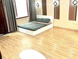Cho thuê phòng sàn gỗ 25/83 cửu long, tân bình, 4 triệu vnd, 25 m2, giá siêu hời