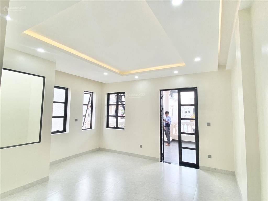 Hot 40 triệu/ tháng!! nhà mới hoàn thiện !! cityland phan văn trị (5x20m  5 lầu) gần lotte @@