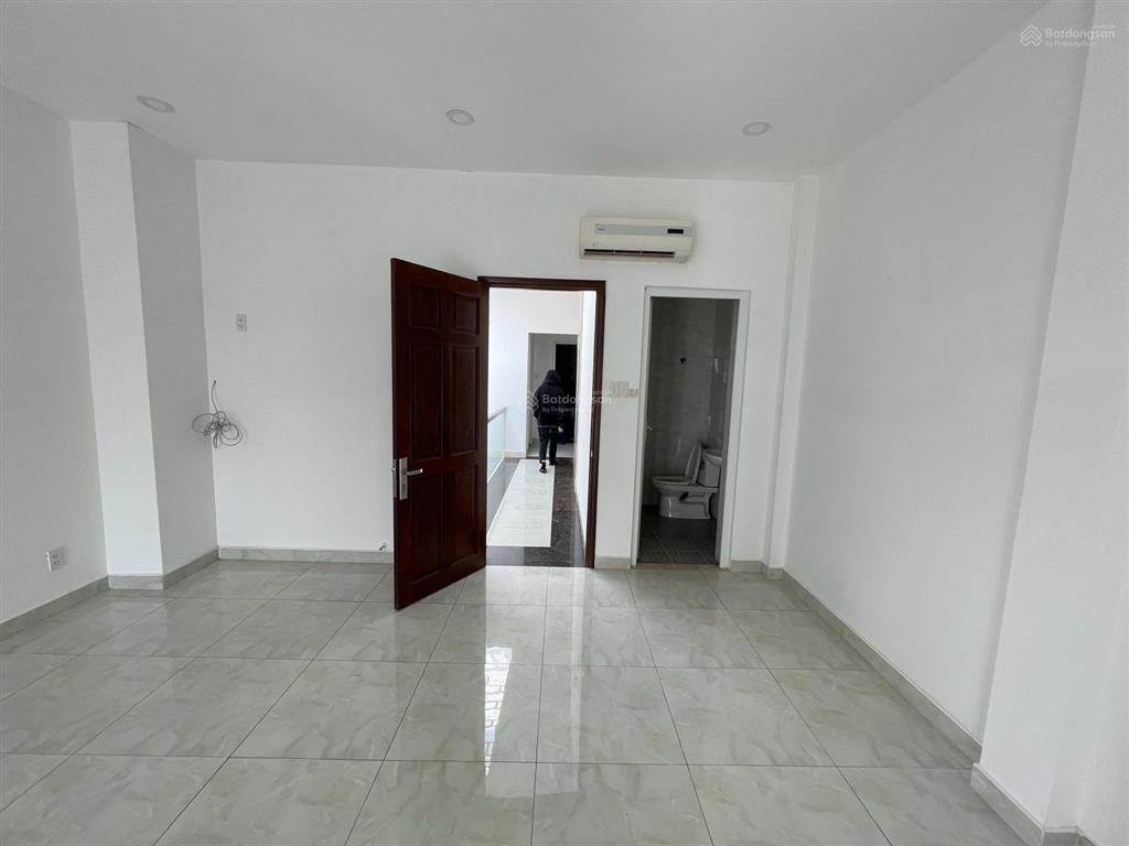 Mặt tiền trần thị nghỉ (cityland ngay ngã 6 quang trung)