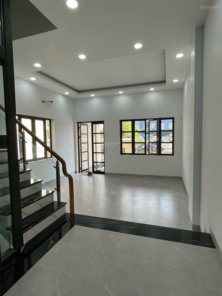 45 triệu/tháng! nhà cityland có thang máy ngay lotte (thang máy từ hầm)