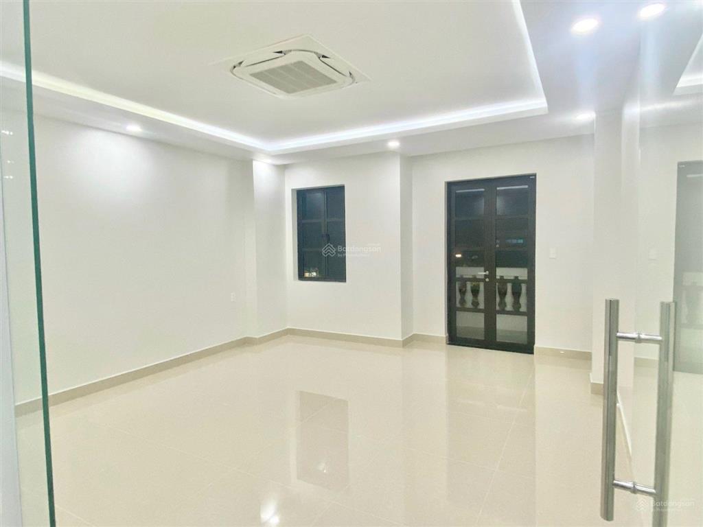 60 triệu/ tháng!!! nhà mặt tiền cityland nguyễn văn lượng cạnh lotte (5x20m)