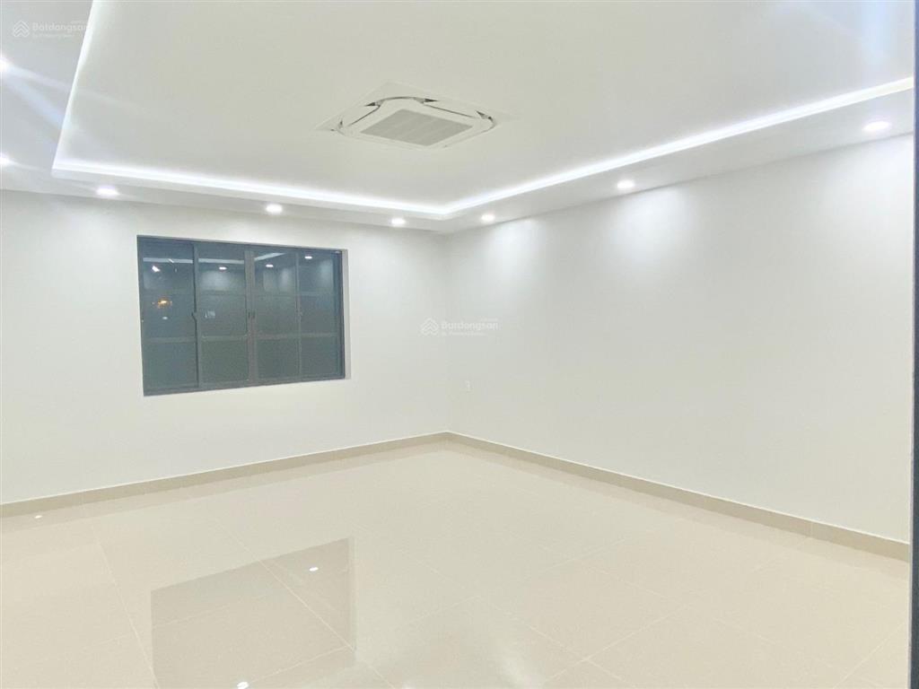 60 triệu/ tháng!!! nhà mặt tiền cityland nguyễn văn lượng cạnh lotte (5x20m)