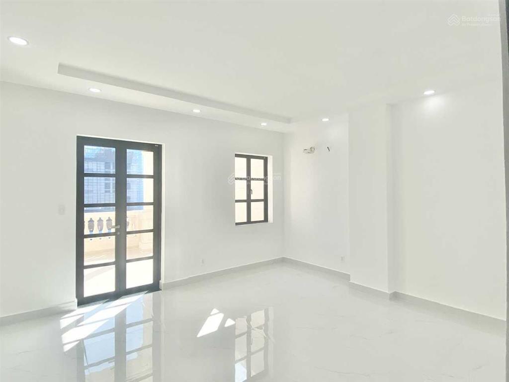 Nhà mới cityland gò vấp, phan văn trị, gần lotte. 5 lầu, 37 triệu/tháng,  0933 307 ***