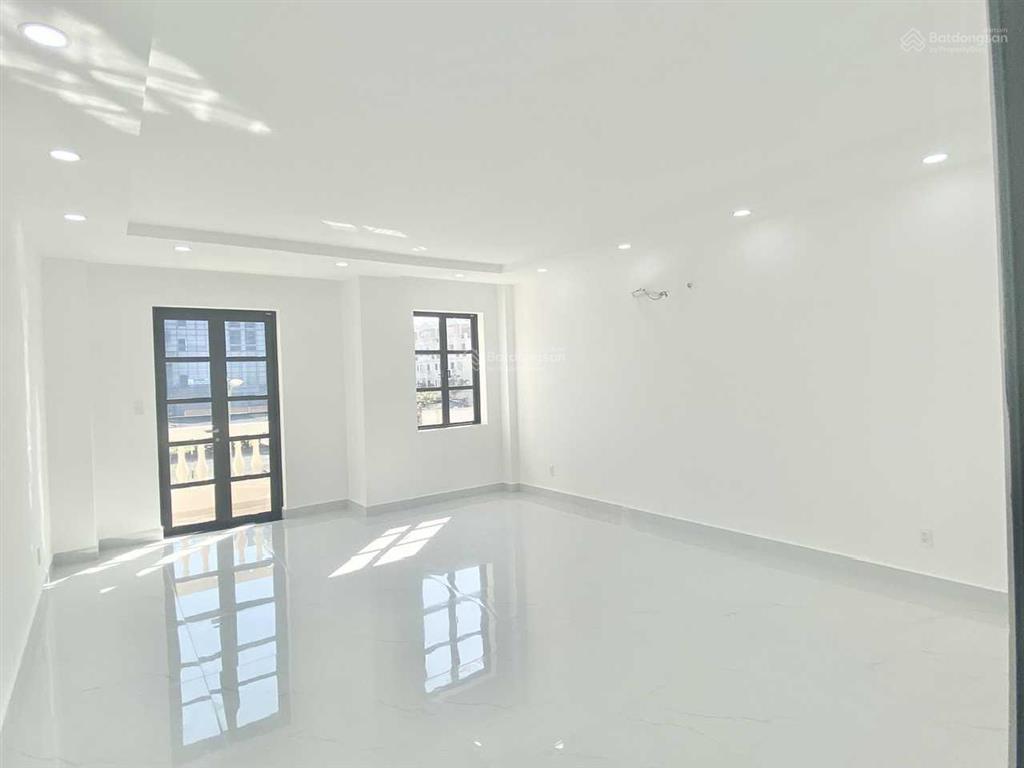 Nhà mới cityland gò vấp, phan văn trị, gần lotte. 5 lầu, 37 triệu/tháng,  0933 307 ***