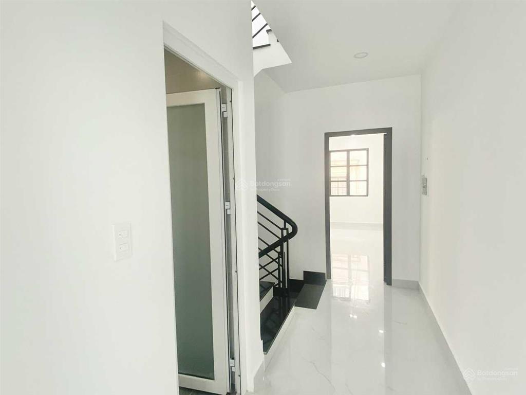 Nhà mới cityland gò vấp, phan văn trị, gần lotte. 5 lầu, 37 triệu/tháng,  0933 307 ***