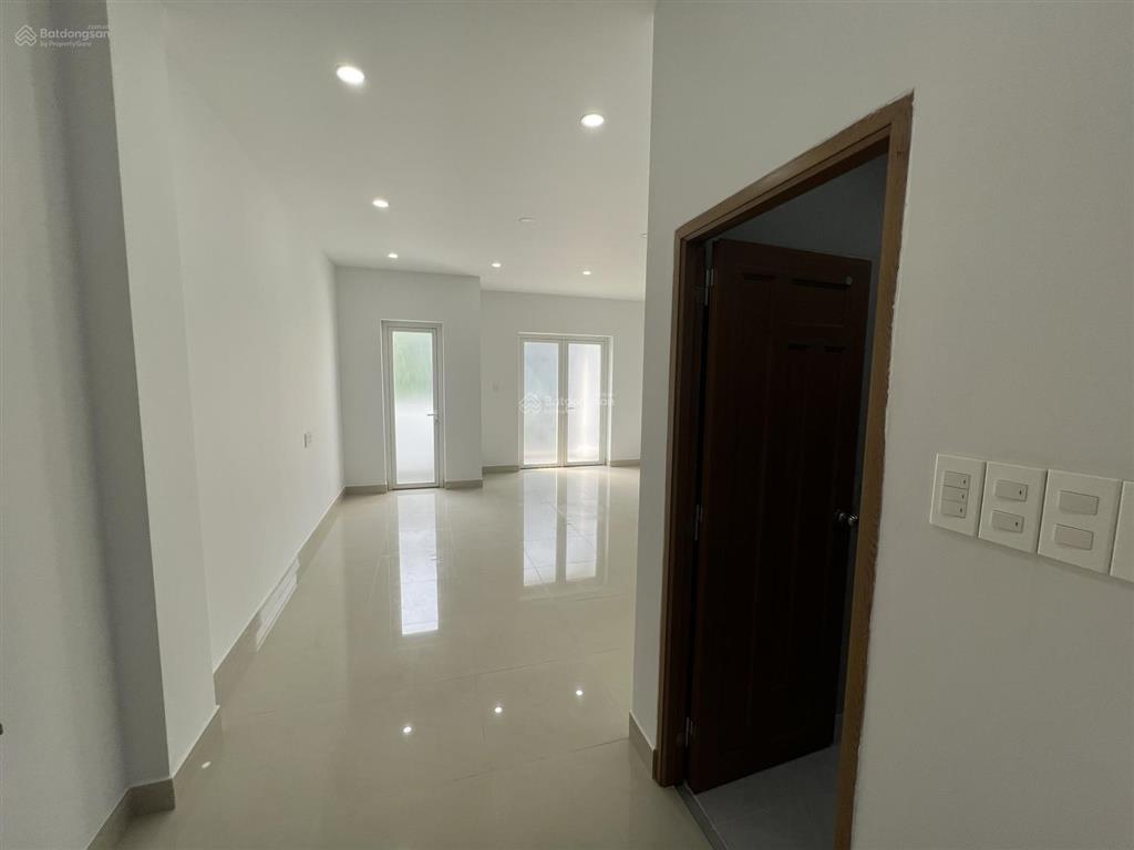 Cho thuê tòa nhà 5 tầng cityland trần thị nghỉ (nhà mới đẹp). 1 trệt  3 lầu full máy lạnh