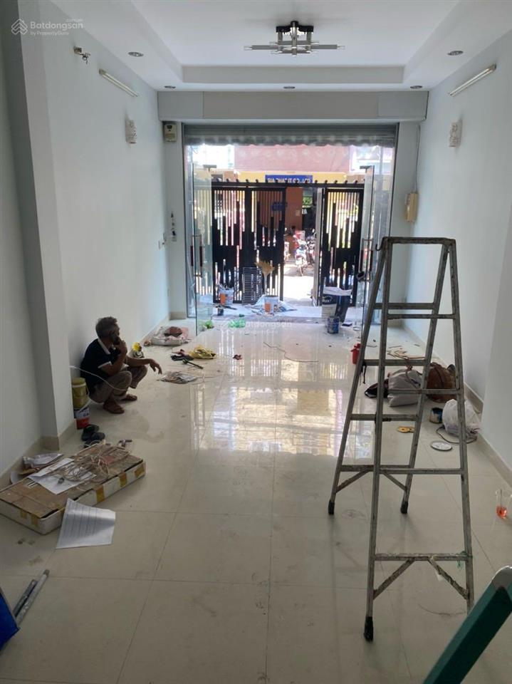 Nhà hẻm xe hơi 1 sẹc phan văn trị  đối diện siêu thị emart