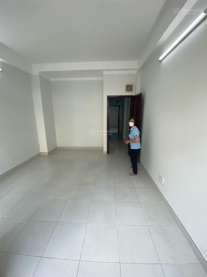 Nhà hẻm xe hơi 1 sẹc phan văn trị  đối diện siêu thị emart