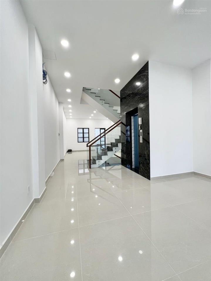 Nhà đẹp có thang máy cityland park hills lotte mart (5x20m) có hầm  36 triệu/tháng