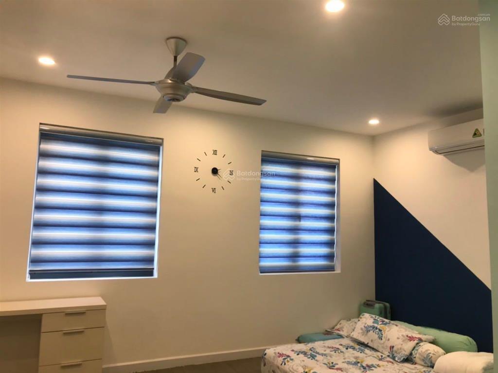 18.3 tỷ !!!bán nhà đường số 1kdc cityland center hills (1 trệt 3 lầu sẵn hợp đồng thuê 35tr/tháng)