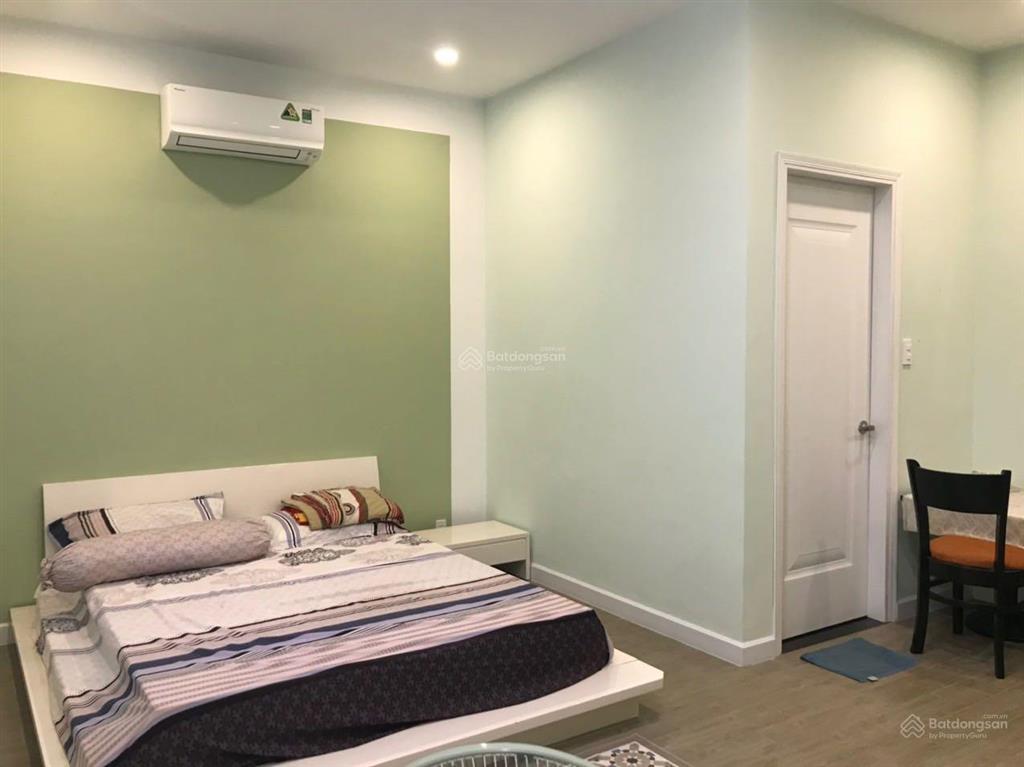 18.3 tỷ !!!bán nhà đường số 1kdc cityland center hills (1 trệt 3 lầu sẵn hợp đồng thuê 35tr/tháng)