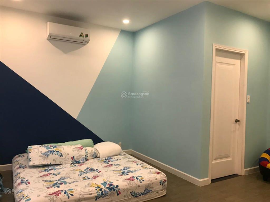 18.3 tỷ !!!bán nhà đường số 1kdc cityland center hills (1 trệt 3 lầu sẵn hợp đồng thuê 35tr/tháng)