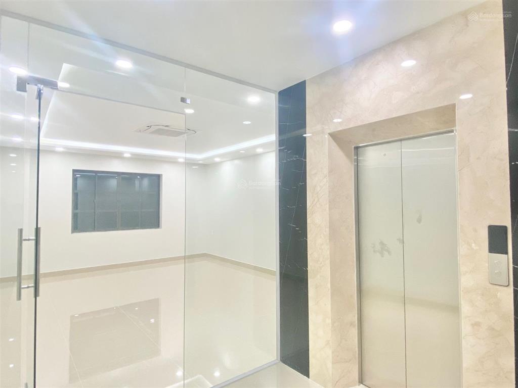 50 triệu/tháng! mặt tiền trần thị nghỉ 5x20m. kết cấu 1 trệt  4 lầu có thang máy