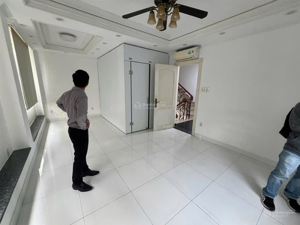 14x20m  5 lầu (60 triệu/tháng)! căn góc 2 mặt tiền khu cityland garden hills, phường 05, gò vấp!