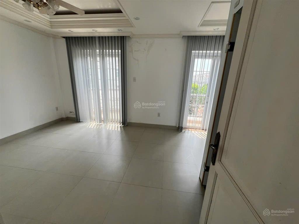 14x20m  5 lầu (60 triệu/tháng)! căn góc 2 mặt tiền khu cityland garden hills, phường 05, gò vấp!