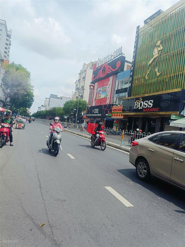 10,6 tỷ ! mặt tiền tân sơn nhì .q tân phú. dt ngang 4,2m. công nhận (50m2)