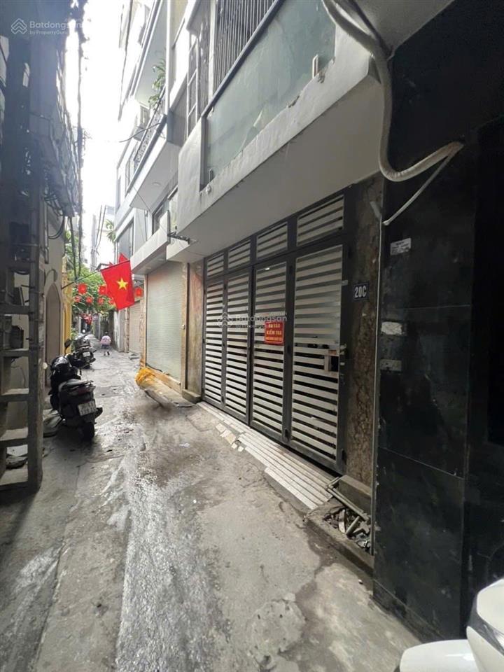 Nhà đẹp cầu giấy, dân xây chắc chắn, ngõ thông, kinh doanh, 2 mặt thoáng, ở sướng.