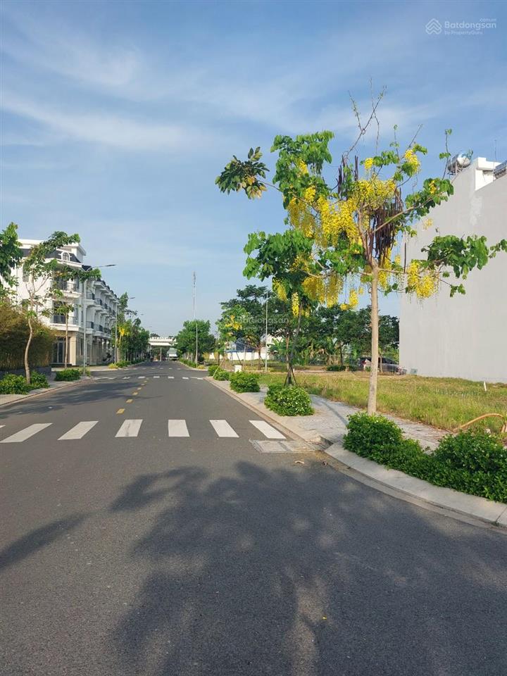 Tôi chính chủ kẹt tiền cần bán gấp 60m2, 1 tỷ 250, shr, giá phù hợp thị trường 0901 762 ***