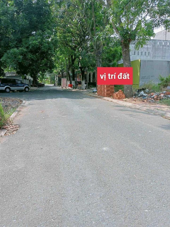 Tôi làm ăn thua lỗ cần bán gấp 153m2 trục chính nguyễn trung trực 4 tỷ, kdc hoàng long, bến lức