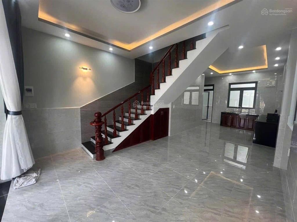 Nhà 3 tầng gần chợ thái phiên đl 3,7 tỷ