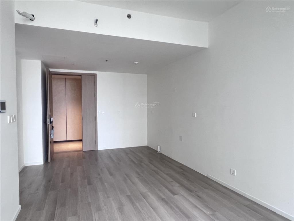Mua căn hộ 1pn + làm thành 2pn lumiere boulevard. view trực diện nội khu, đông nam. giá bán 3tỷ565