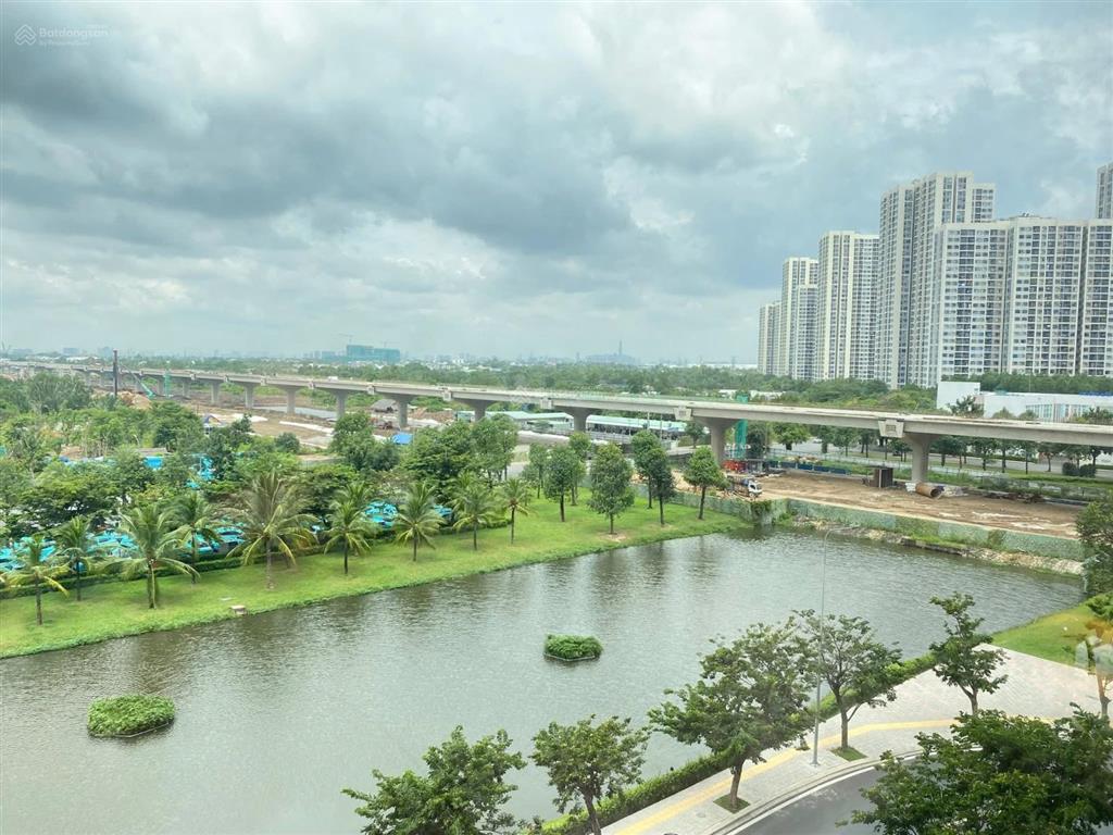Bán căn góc toà a lumiere boulevard view nội khu giá hấp dẫn 4,250 tỷ.