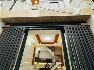 Nhà bán 3 tầng mới đẹp đường âu dương lân p3 . quận8
gần sát cầu chữ y
