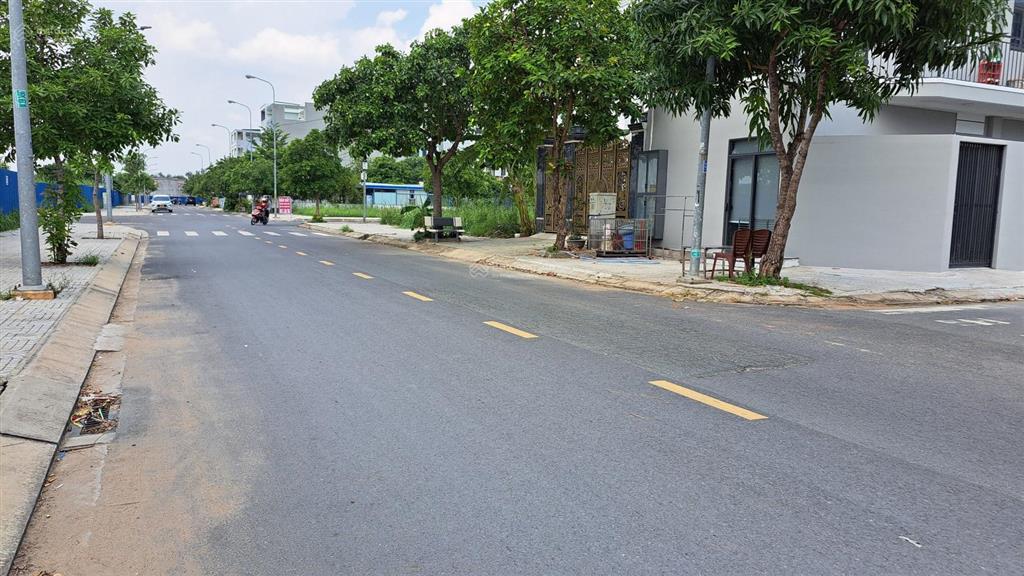 Đất đào sư tích residence, phước kiển đường 16m, 5x22m sổ hồng, bán nhanh trước têt