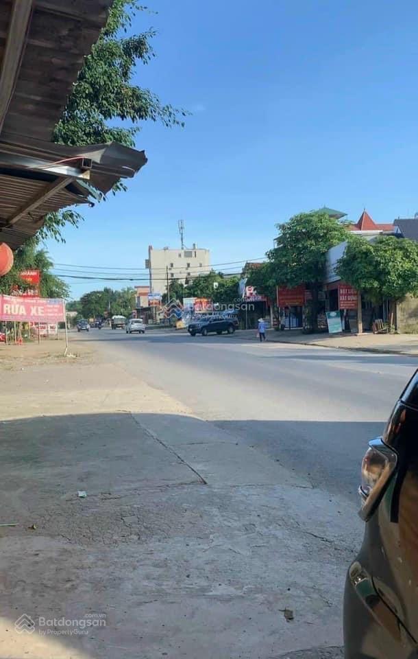 Cần bán lô đất siêu rẻ tại mặt đường ql21a tại tt xuân mai. tổng diện tích 401m2 giá chỉ 20tr/m2