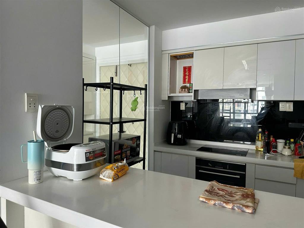 Giá tốt cho thuê căn hộ giai việt 115m2 2phòng 2wc đầy đủ nội thất 15triệu