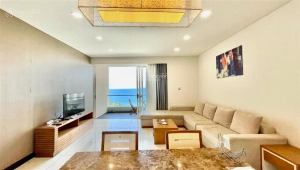 Bán căn hộ 1 phòng ngủ, view biển, giá tốt nhất the costa