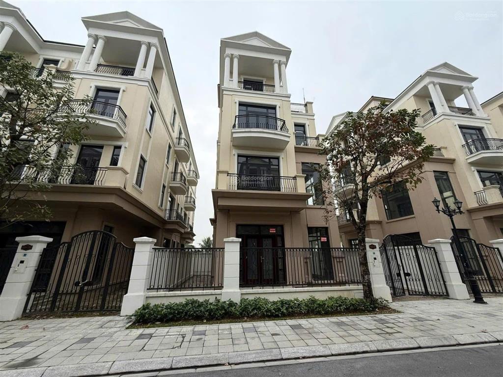 Bán gấp đơn lập đảo dừa 180m2 giá 25 tỷ rẻ hơn cả song lập. view trực diện sông. mà chỉ 140tr/m2