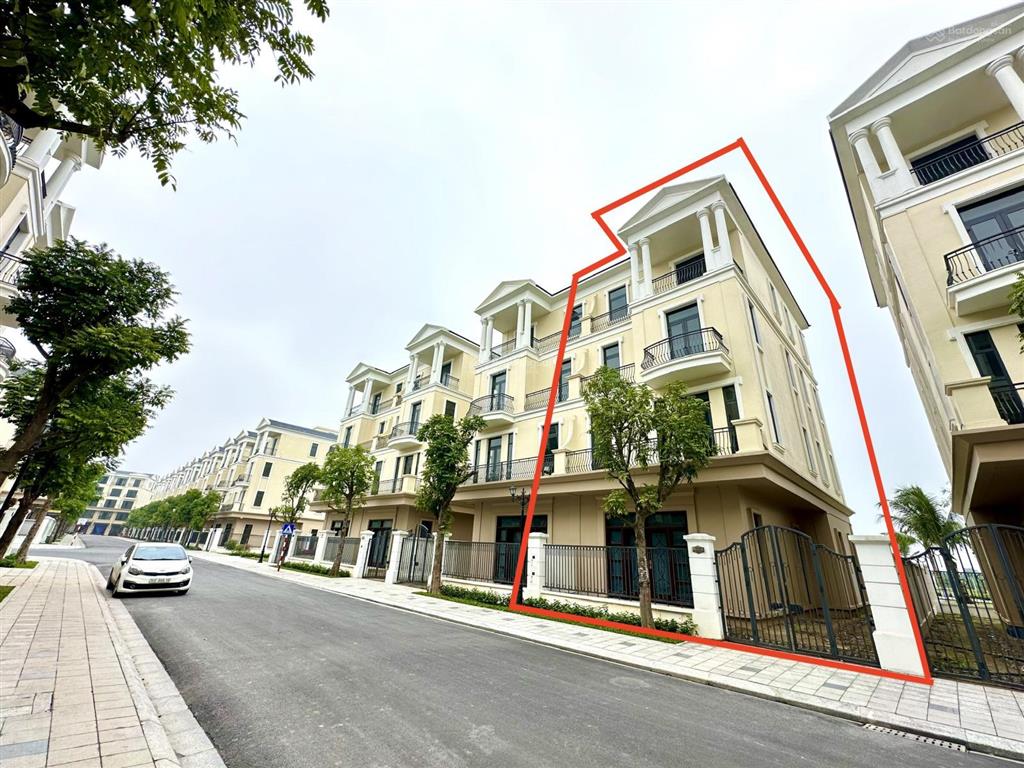 Áp lực lãi vay bán gấp tứ lập đảo dừa 15 tỷ. 120m2 sát ngay công viên vườn hoa bể bơi pha lê đẹp