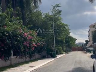 Cần bán lô đất biệt thự hiếm khu biệt thự villa thủ thiêm nằm ở phường thạnh mỹ lợi quận 2. giá tốt