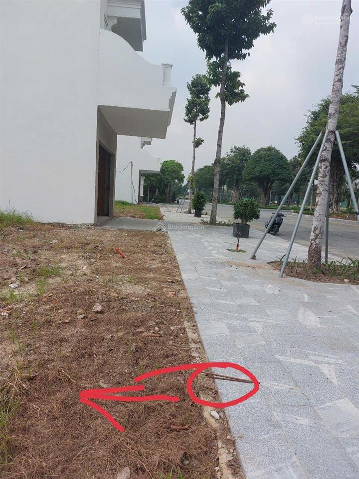 Chính chủ bán gấp lô trục chính dự án 5 sao gần chợ bình chánh