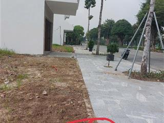 Chính chủ bán gấp lô trục chính dự án 5 sao gần chợ bình chánh