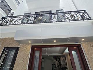 Bán Nhà Thạch Bàn - Lô góc - 2 Mặt thoáng - Full Nội Thất. 45m x 5T. Lh 0965858116