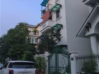 Bán lk foresa 1  xuân phương  90m2  6m mt  vỉa hè rộng  giá chỉ 21.5 tỷ full nội thất