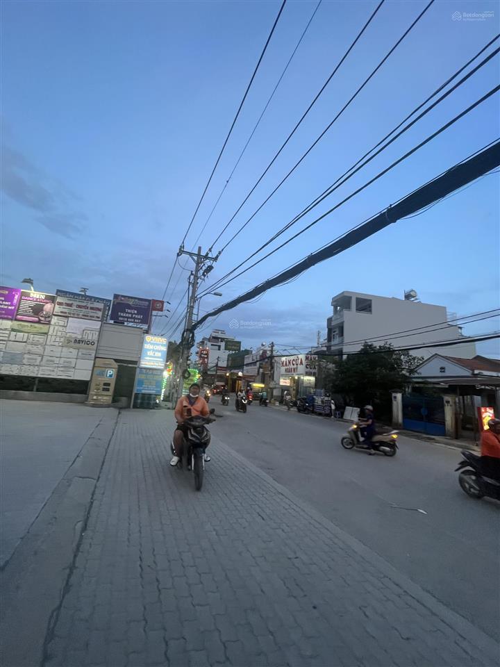 Cực hot! mặt tiền lương định của q2. diện tích 10x20. chỉ số xây dựng hầm 5 tầng chỉ 65 tỷ